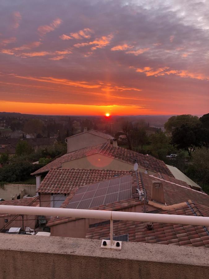 Apartamento Terrasse Sur Les Alpilles Saint-Rémy-de-Provence Exterior foto